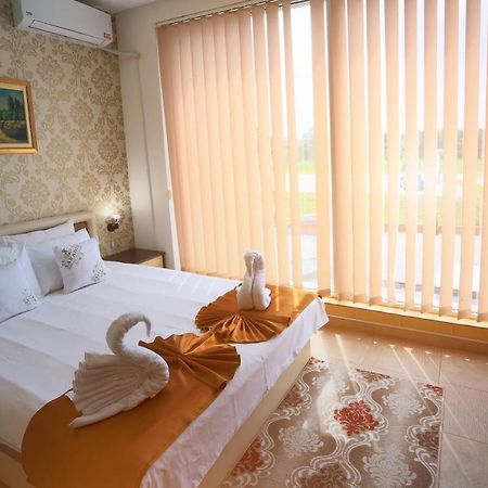 Garni Hotel Saradis Kruševac Zewnętrze zdjęcie